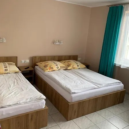 Ow Irena Chlapowo Kwatera prywatna *