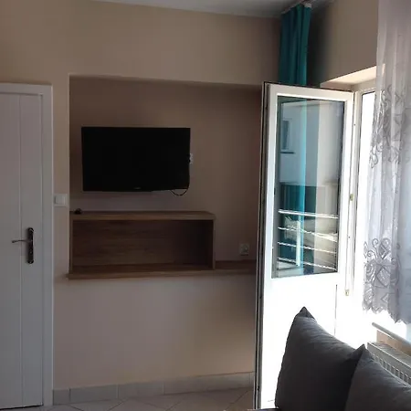 Ow Irena Chlapowo Kwatera prywatna *